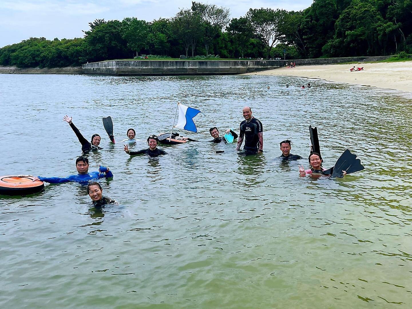 It&rsquo;s not just a certification, it&rsquo;s also a great way to bond with your friends!
&bull;
#apneasg #freedivesg #sgfreediving #freediving #free #dive #underwaterphotography #underwater #sfa #singaporefreedivingacademy #sunkissed #sun #sand #s