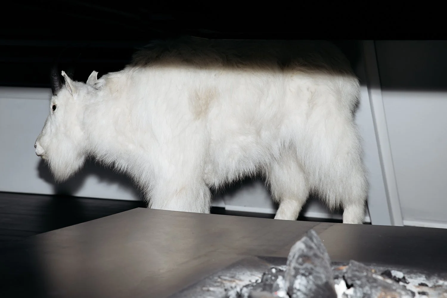 Elmgreen and Dragset — A Failure in Bed