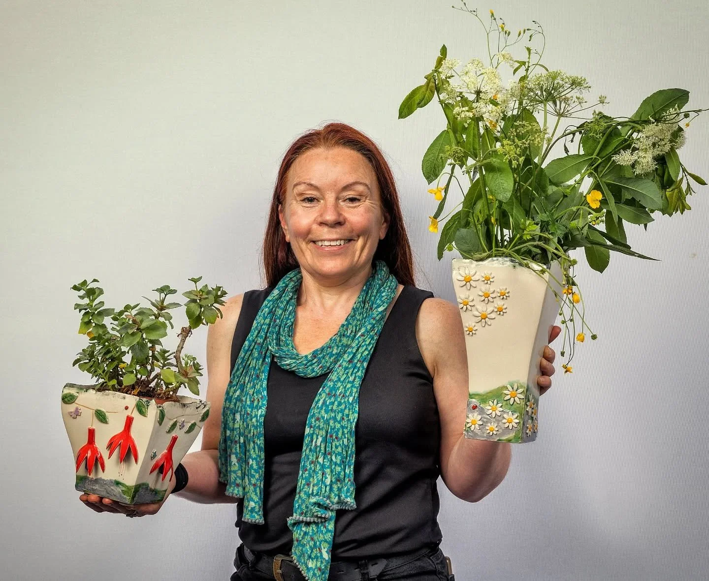 I&rsquo;m Raquel, the creator &amp; maker behind Creative Clay. As an introvert who loves the quiet and space of my rural surroundings, I find great peace in the process of creating ceramics and connecting with the process. Whether it&rsquo;s the fee