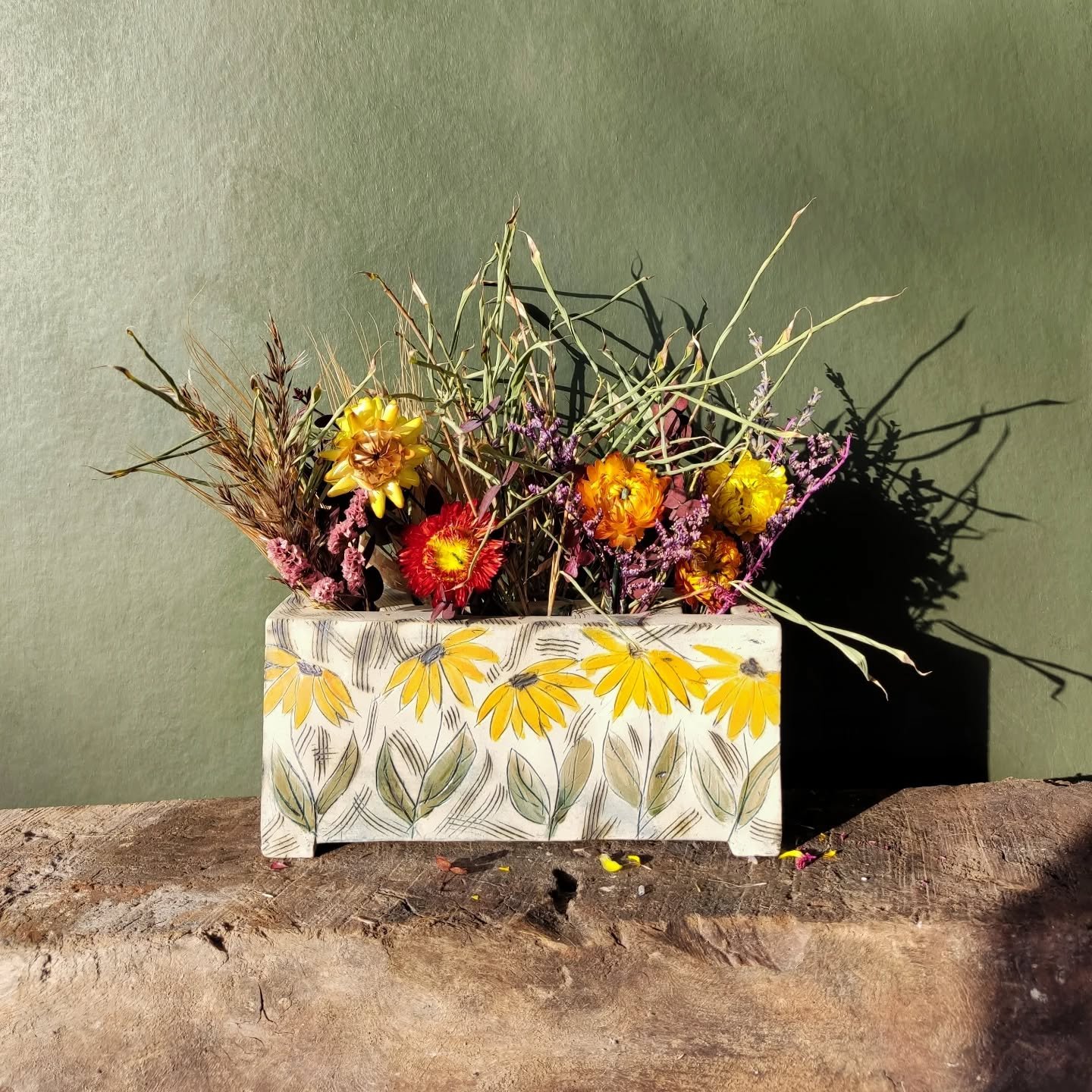 Flower Brick.
Containers of Transformation: Hand-built vessels representing the structures that hold our potential through life's journeys.

#handmade #ceramics #keramik #ceramicartist #irishmade