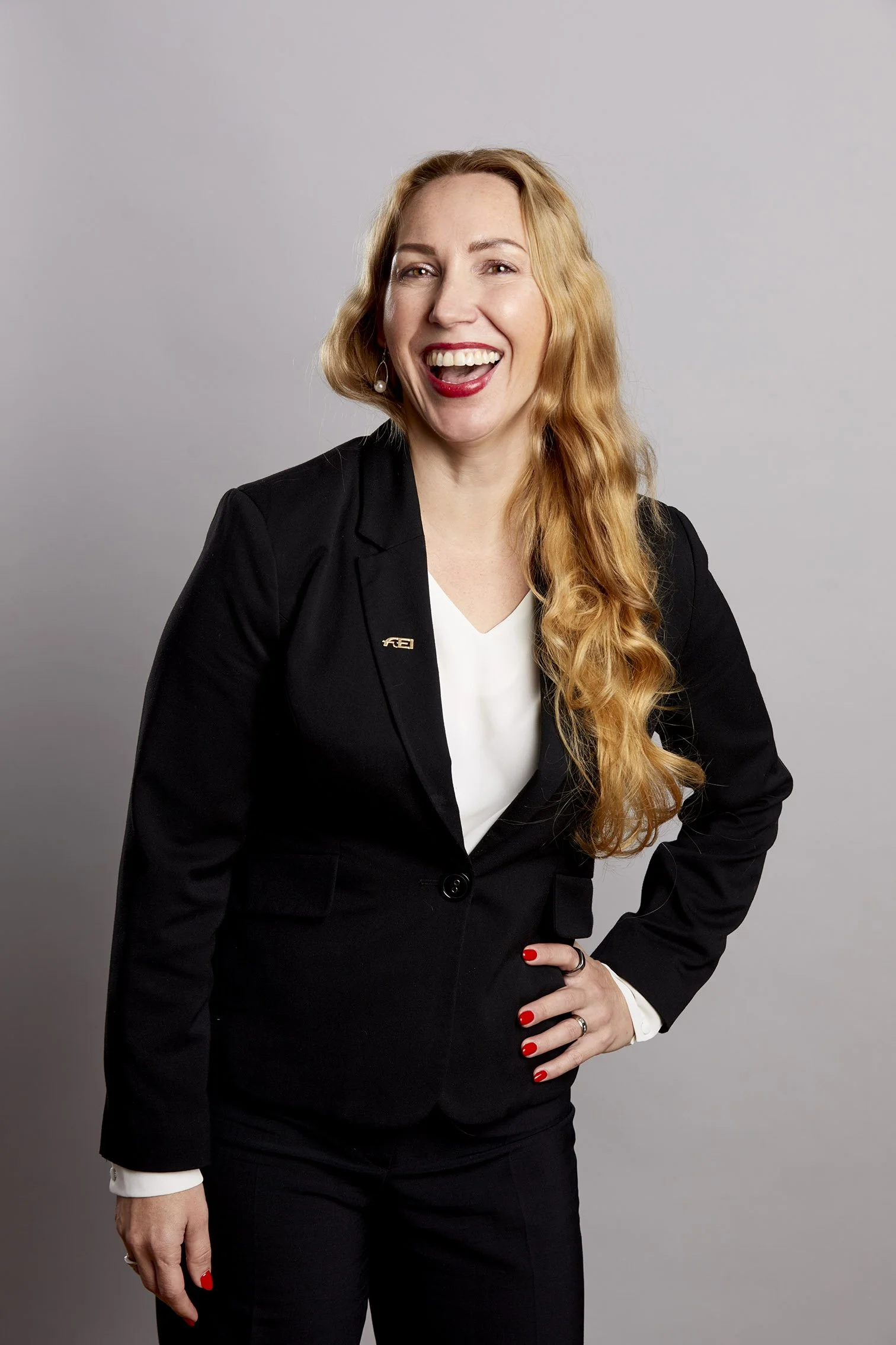 Board member portrait for the FEI