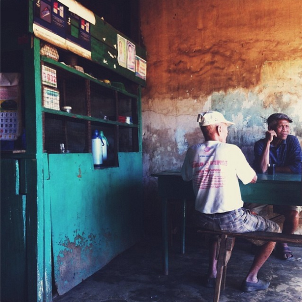 Reyes Cafe (Candoni, Negros)