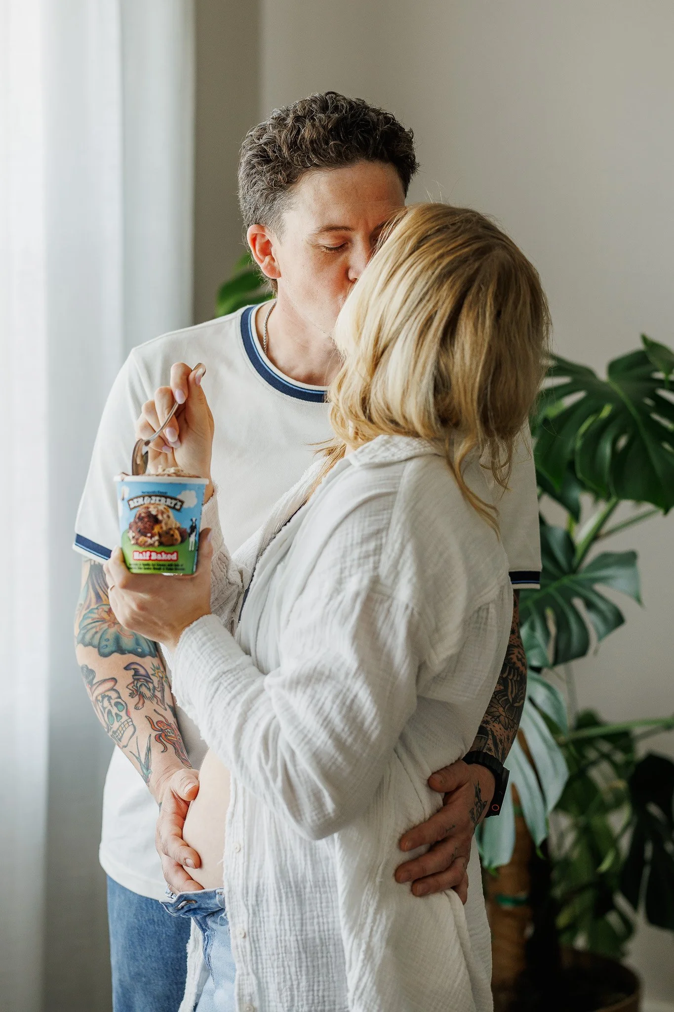 trinity lane photography-fiske-maternity announcement-4.jpg
