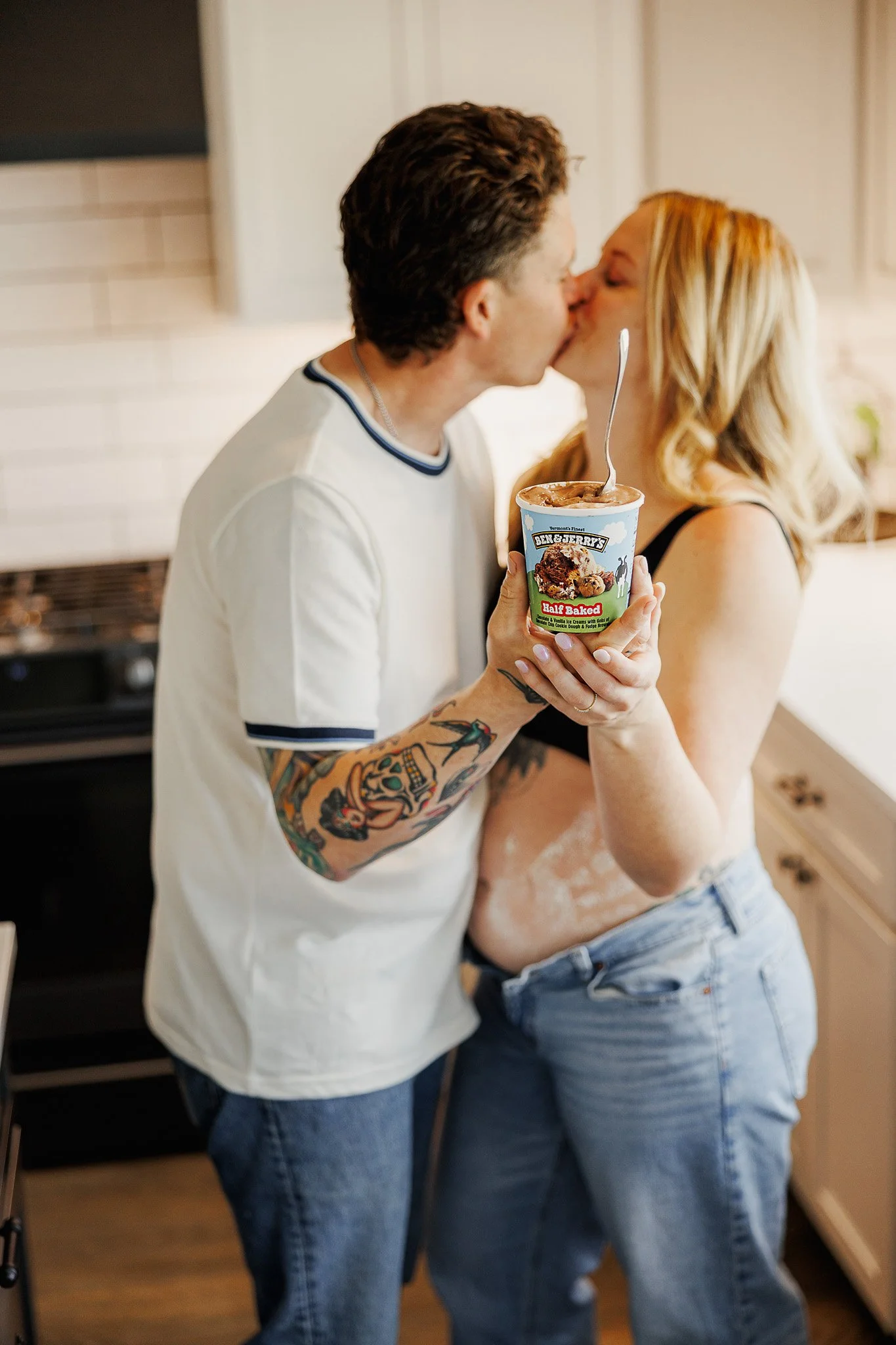 trinity lane photography-fiske-maternity announcement-12.jpg