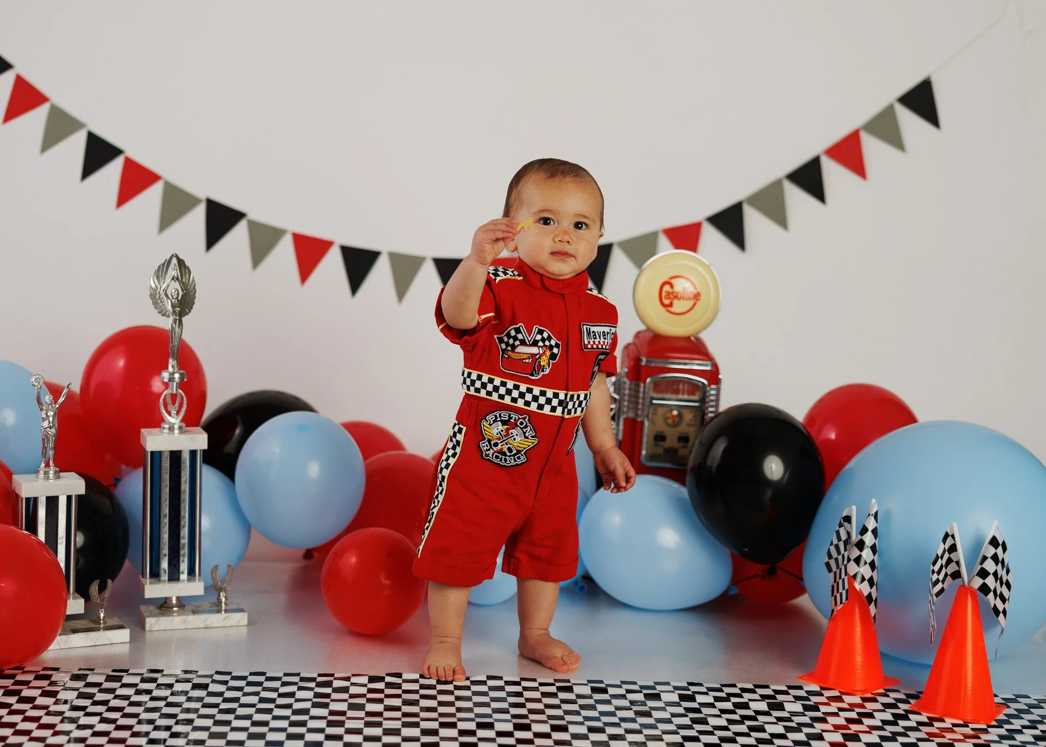 trinity lane photography-maverick-1st-bday-89.jpg