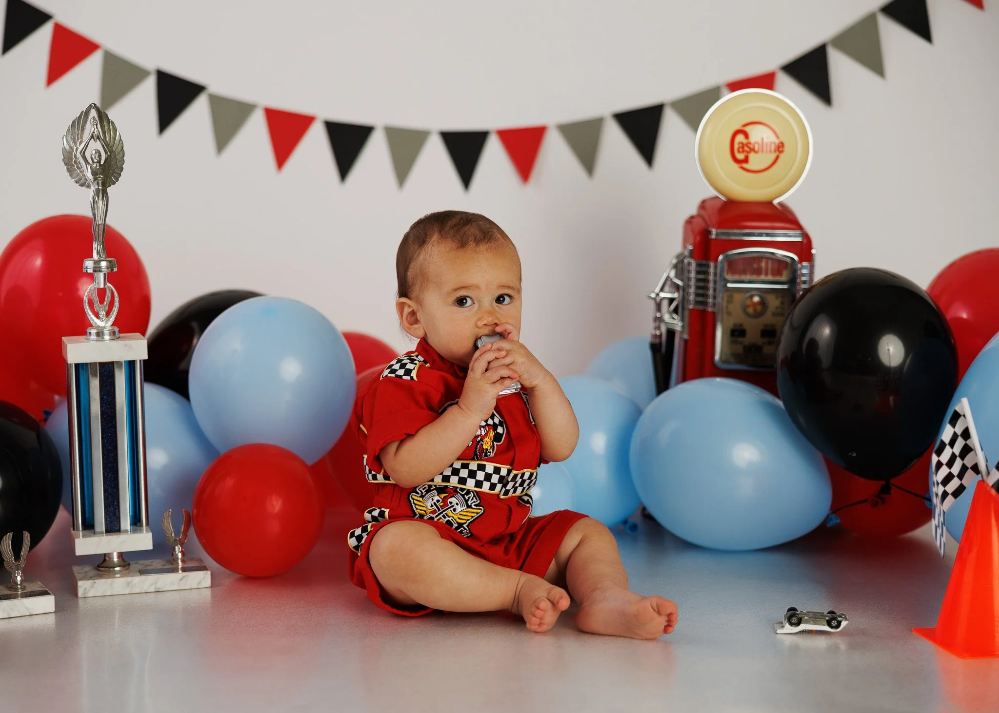 trinity lane photography-maverick-1st-bday-101.jpg