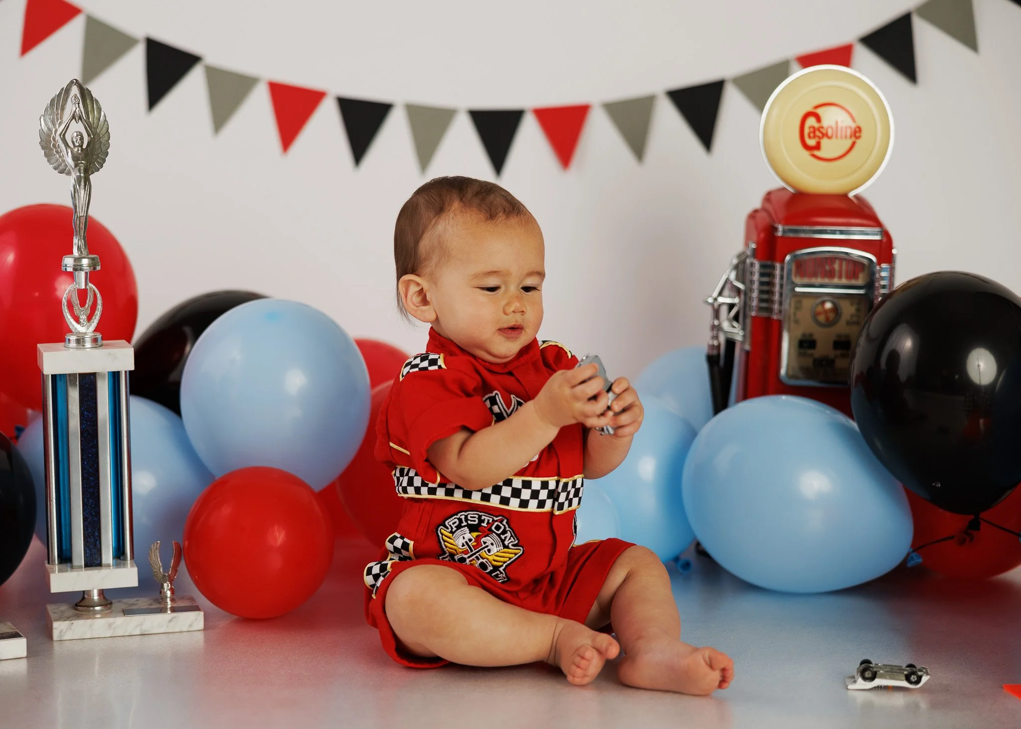 trinity lane photography-maverick-1st-bday-104.jpg