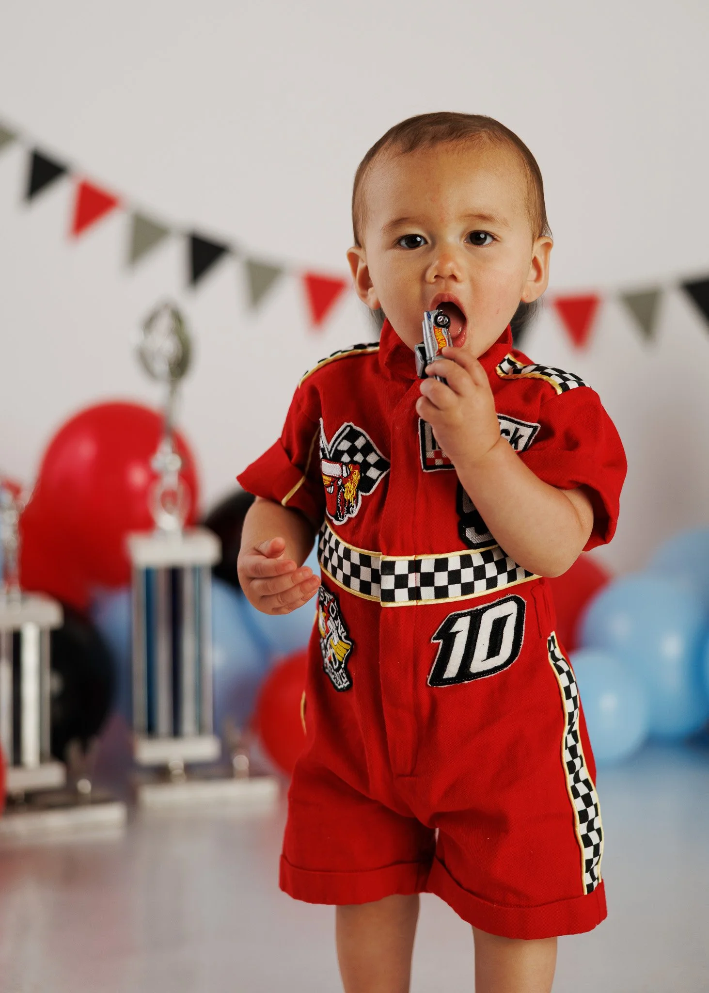 trinity lane photography-maverick-1st-bday-106.jpg