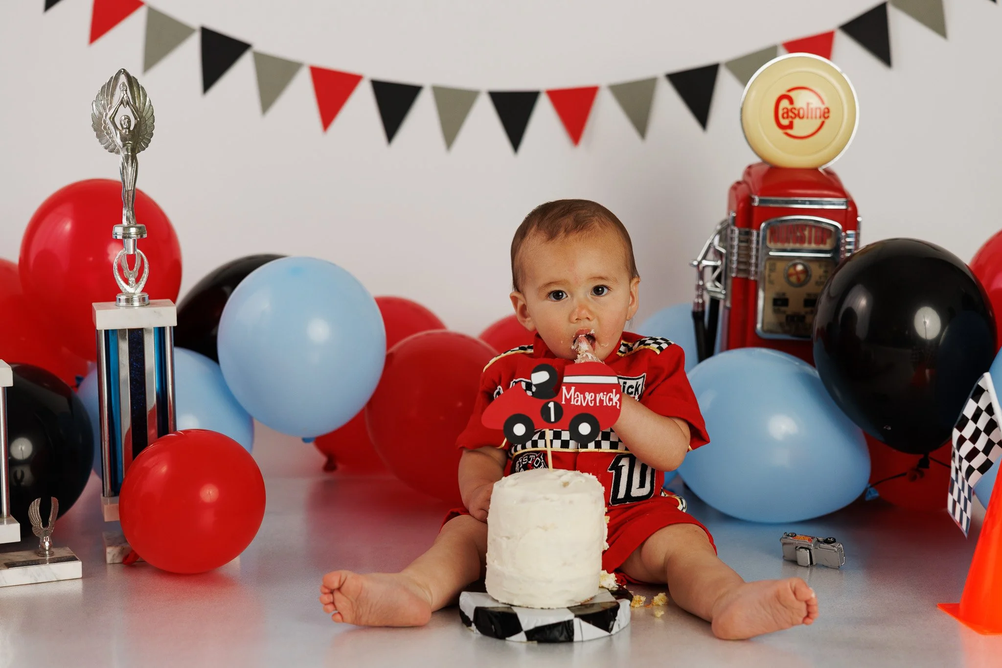 trinity lane photography-maverick-1st-bday-116.jpg