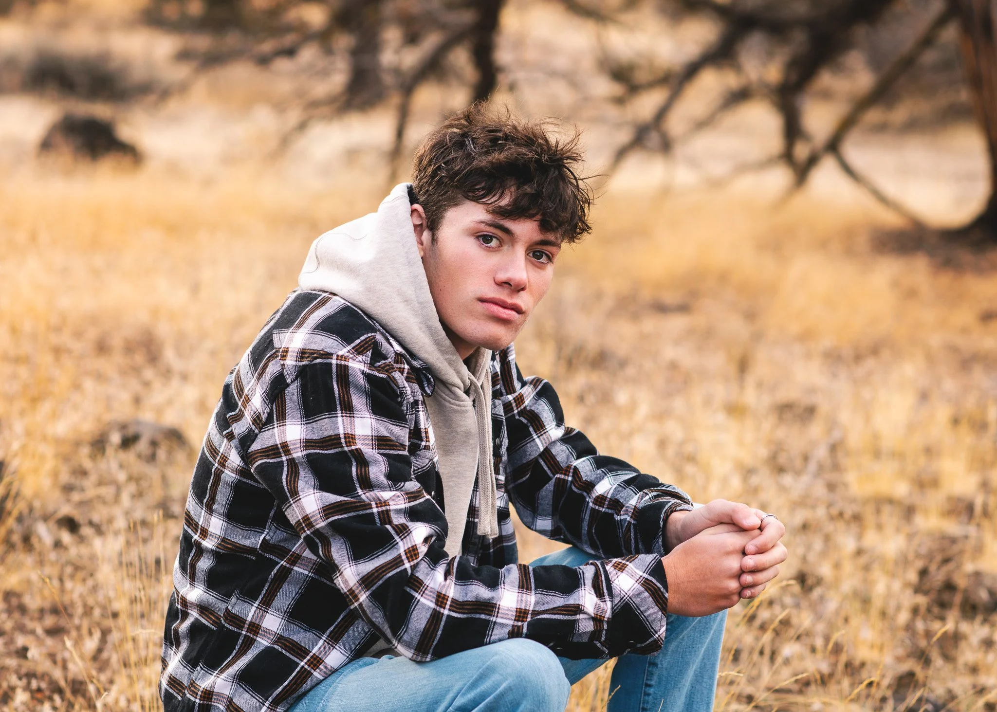Senior photographer Redmond Oregon. Senior photos Bend Oregon. Ridgeview High School, Redmond High School. Class of 2026. Mountain View High School, Caledera High School, Realms High School, Bend Senior High School, Summit High School, Old Bend High.