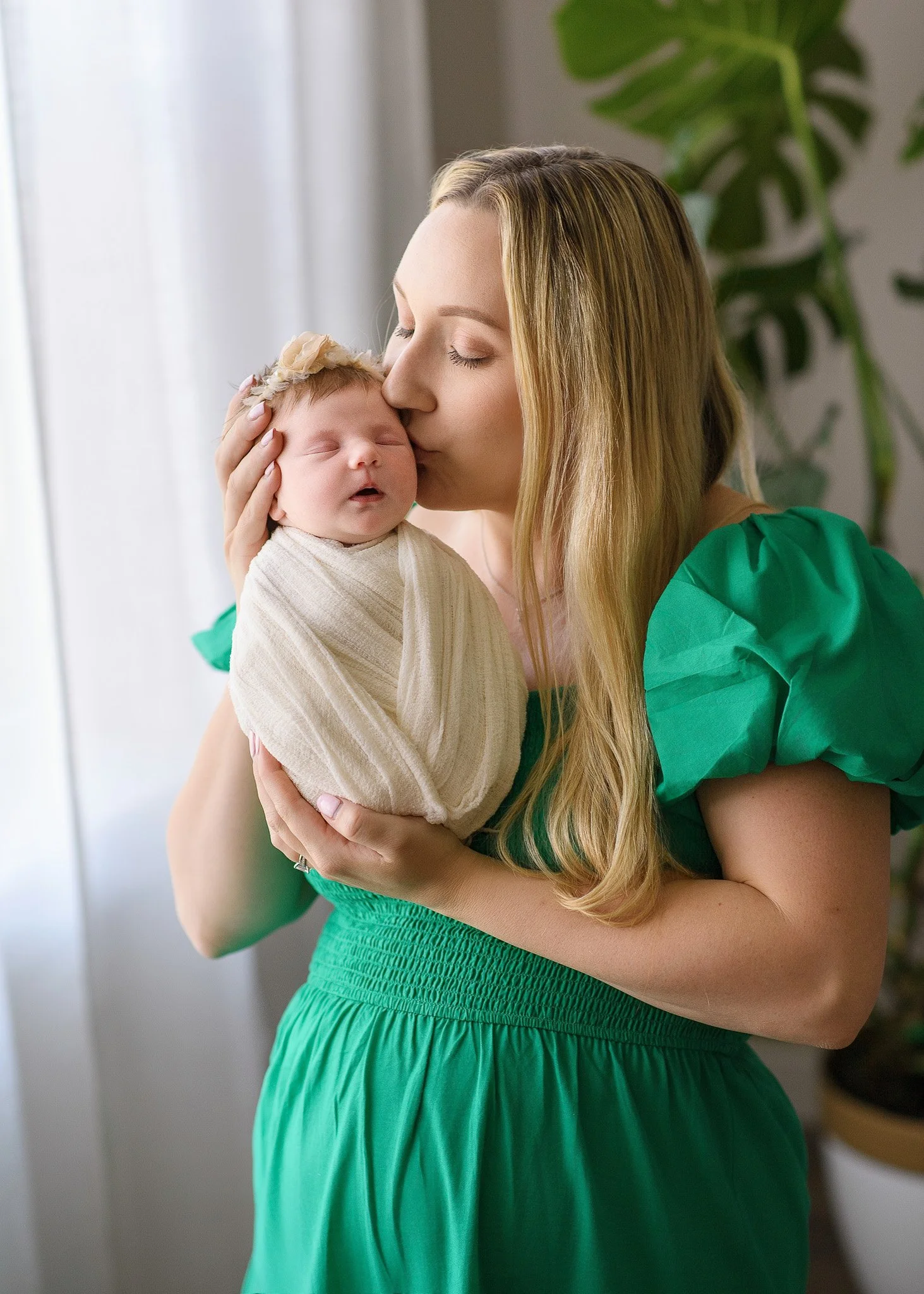 Family photographer in Redmond Oregon. Family photographer in Bend Oregon. Family photographer in Sisters Oregon. Family photographer in Prineville Oregon. 