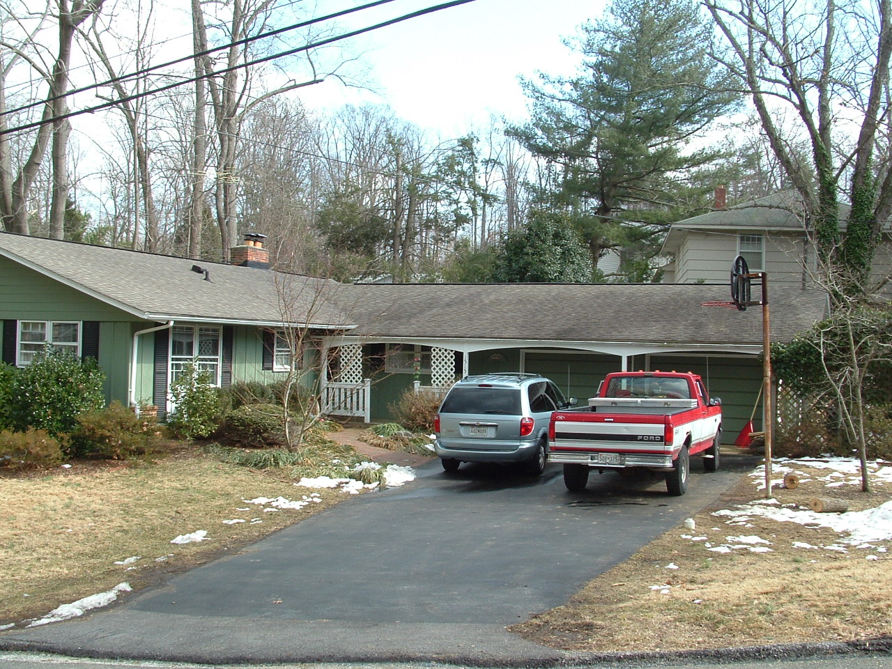Circle Drive Residence - Before