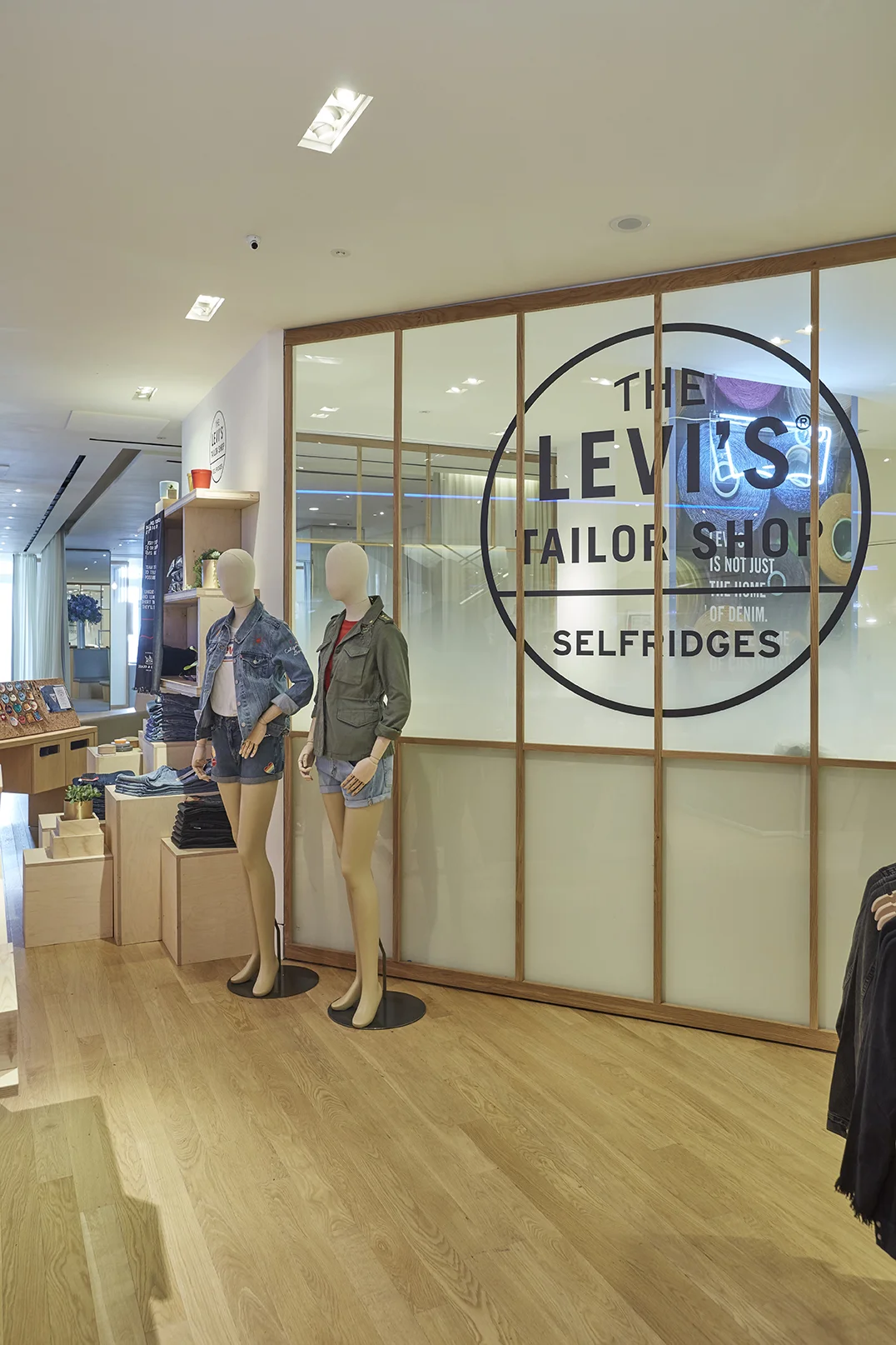 1607 Levis_014.jpg