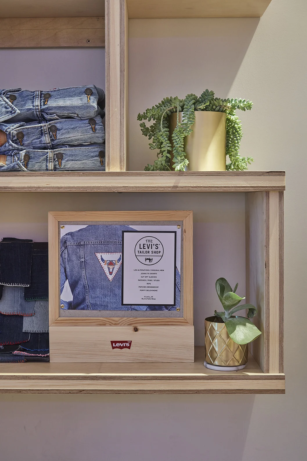 1607 Levis_022.jpg
