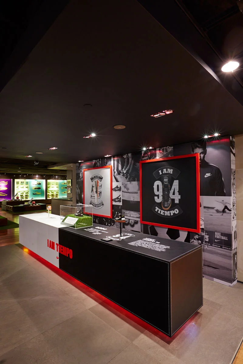 Nike_005.jpg