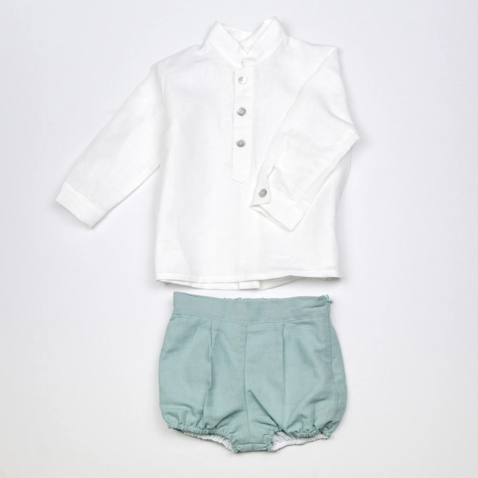 little-RO-london-boy-linen-outif-1c-3.jpg
