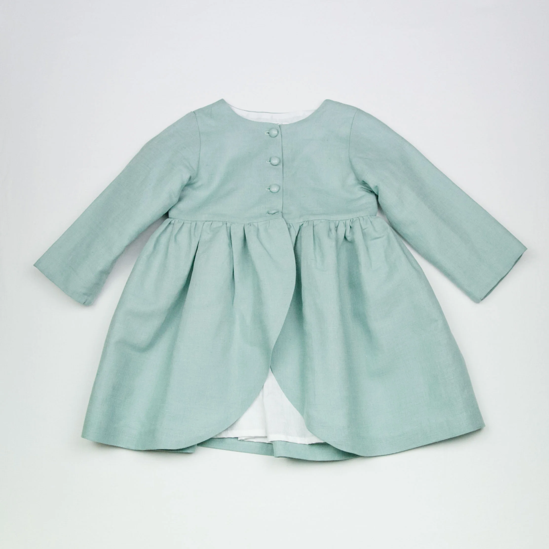 little-RO-london-girl-linen-coat-4a.jpg
