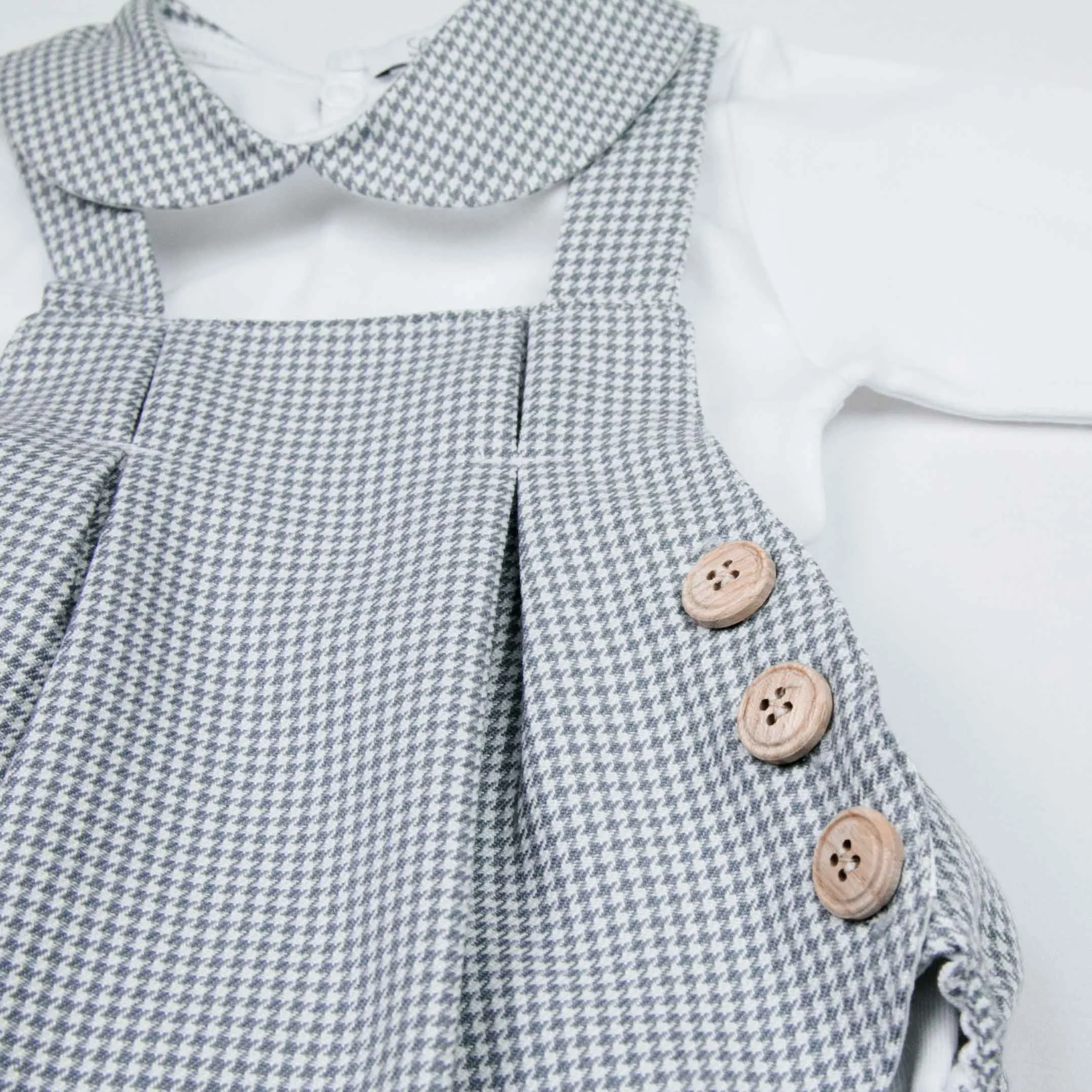 little-RO-london-baby-romper-F-3.jpg