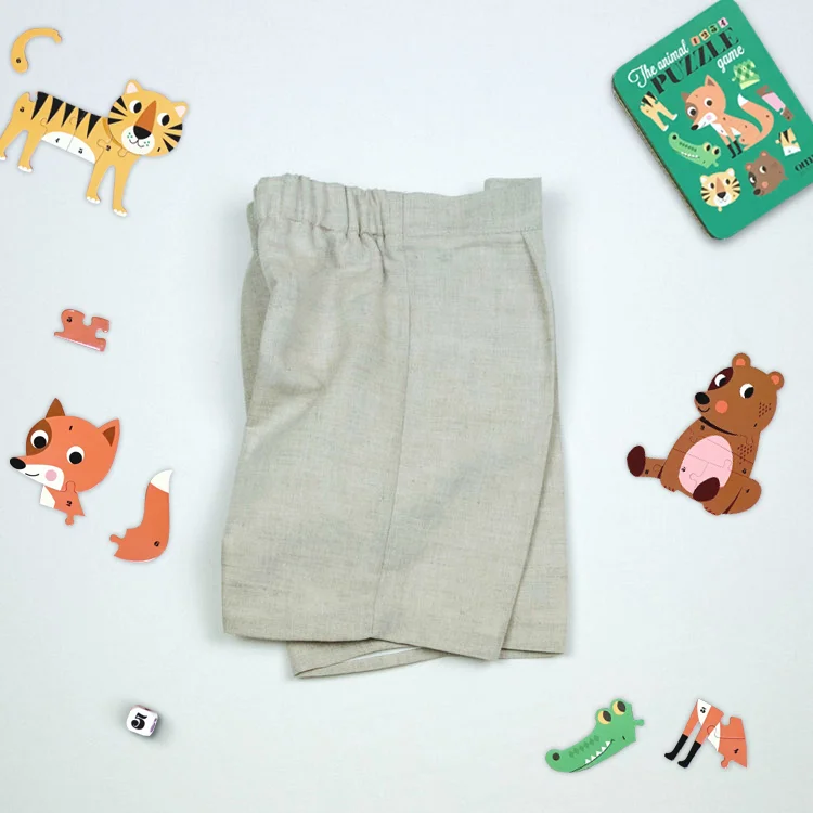 BOYS_LINEN_SHORTS_LATERAL_BEIGE.jpg