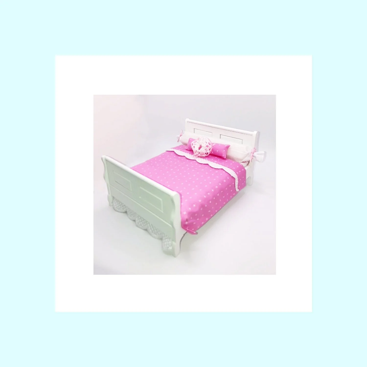 Full_Bed_White_Pink_A.jpg