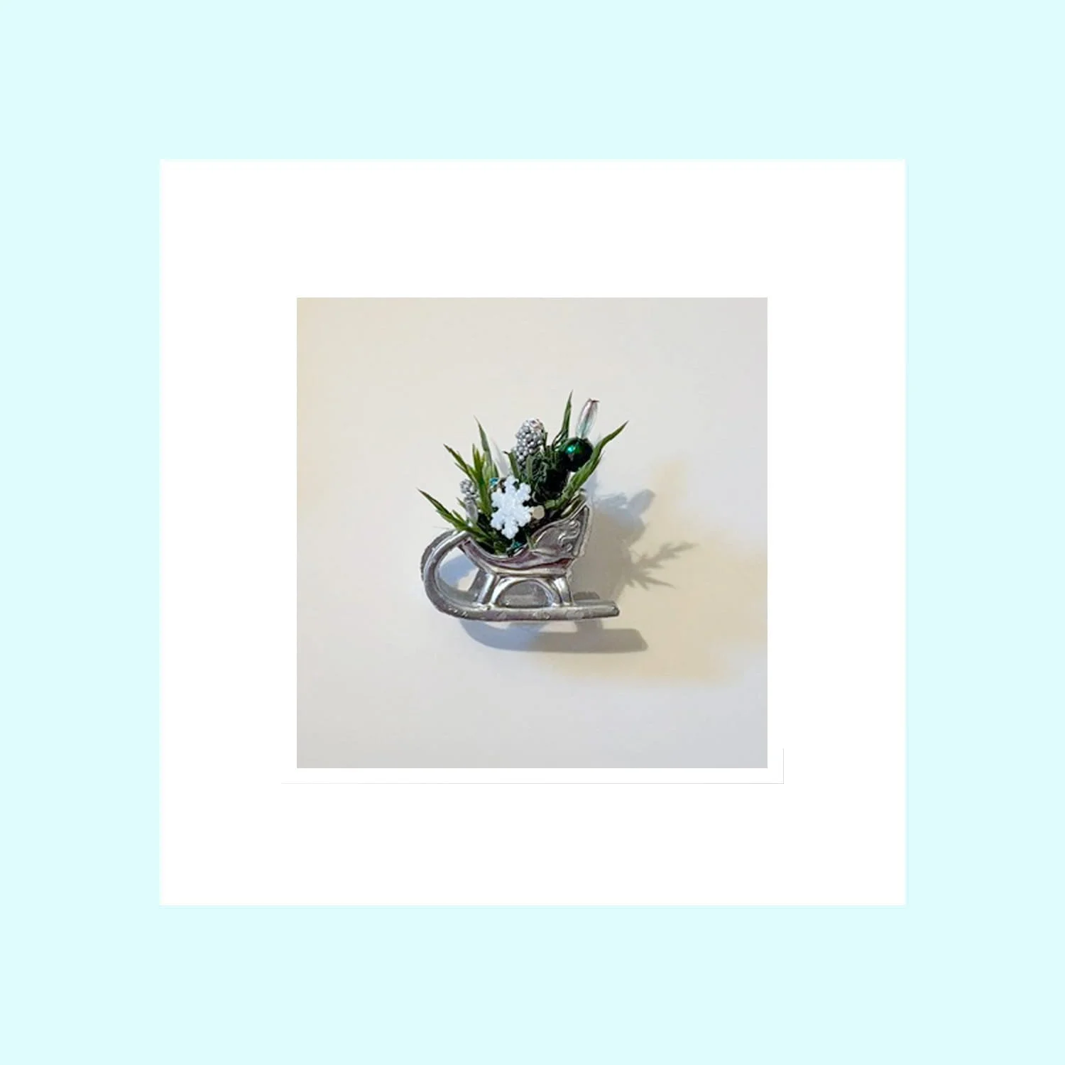 Christmas Centerpiece - Sleigh Silver and Blue 2.jpg