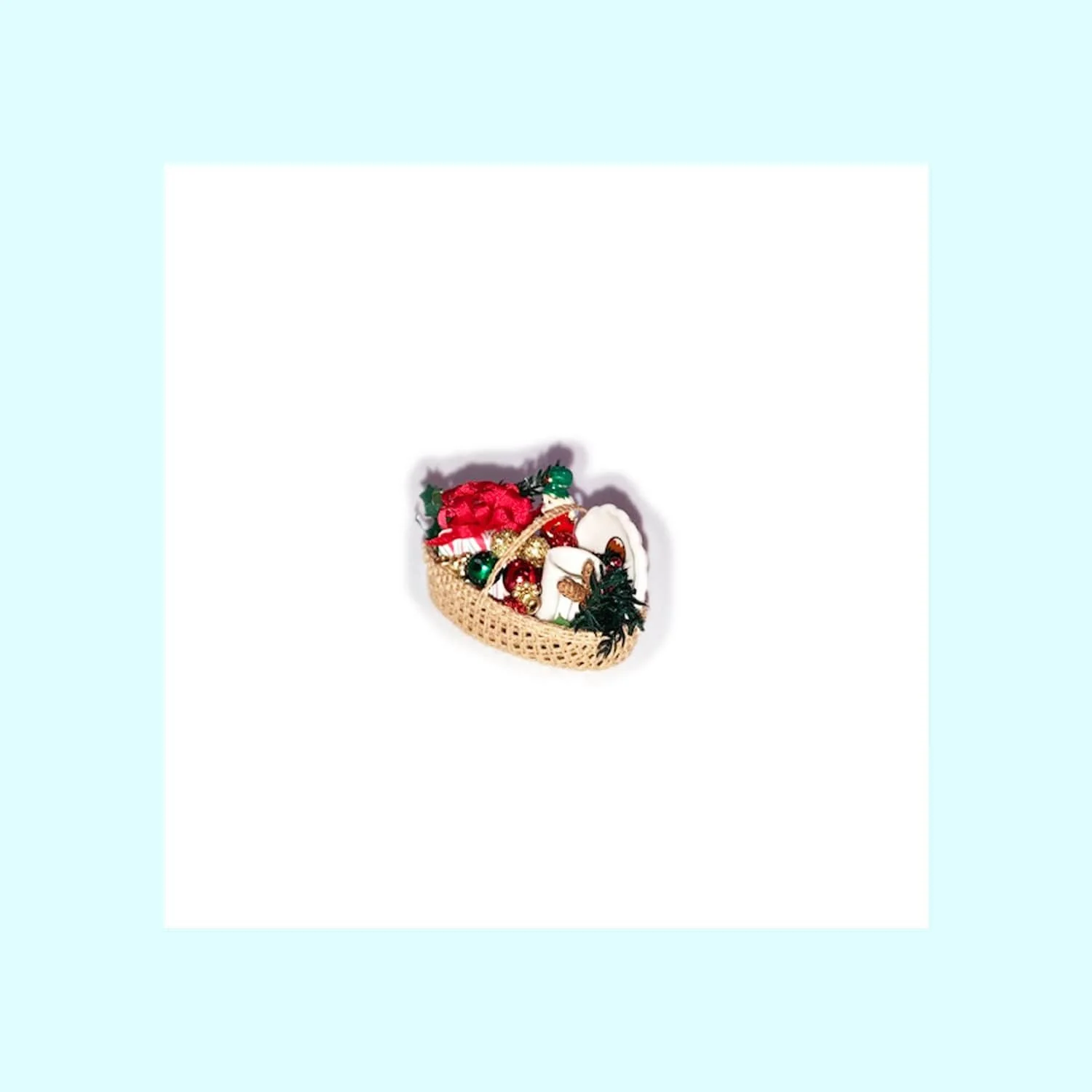 Christmas Basket - Oval with Nutcracker 2-min.jpg