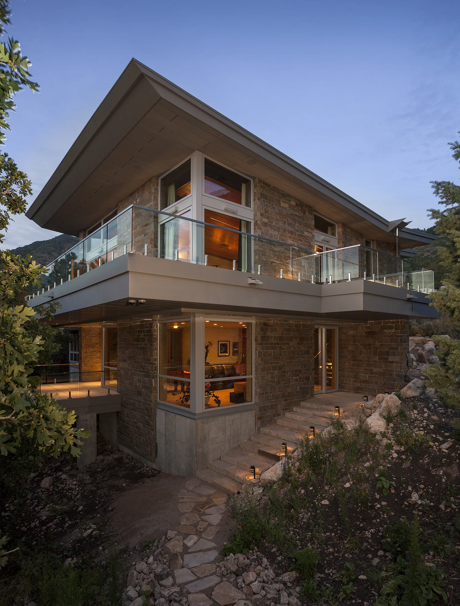 Exterior_02.jpg