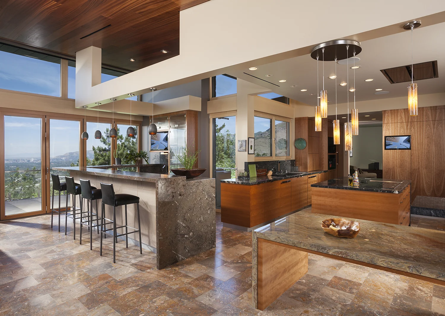 Interior_02.jpg