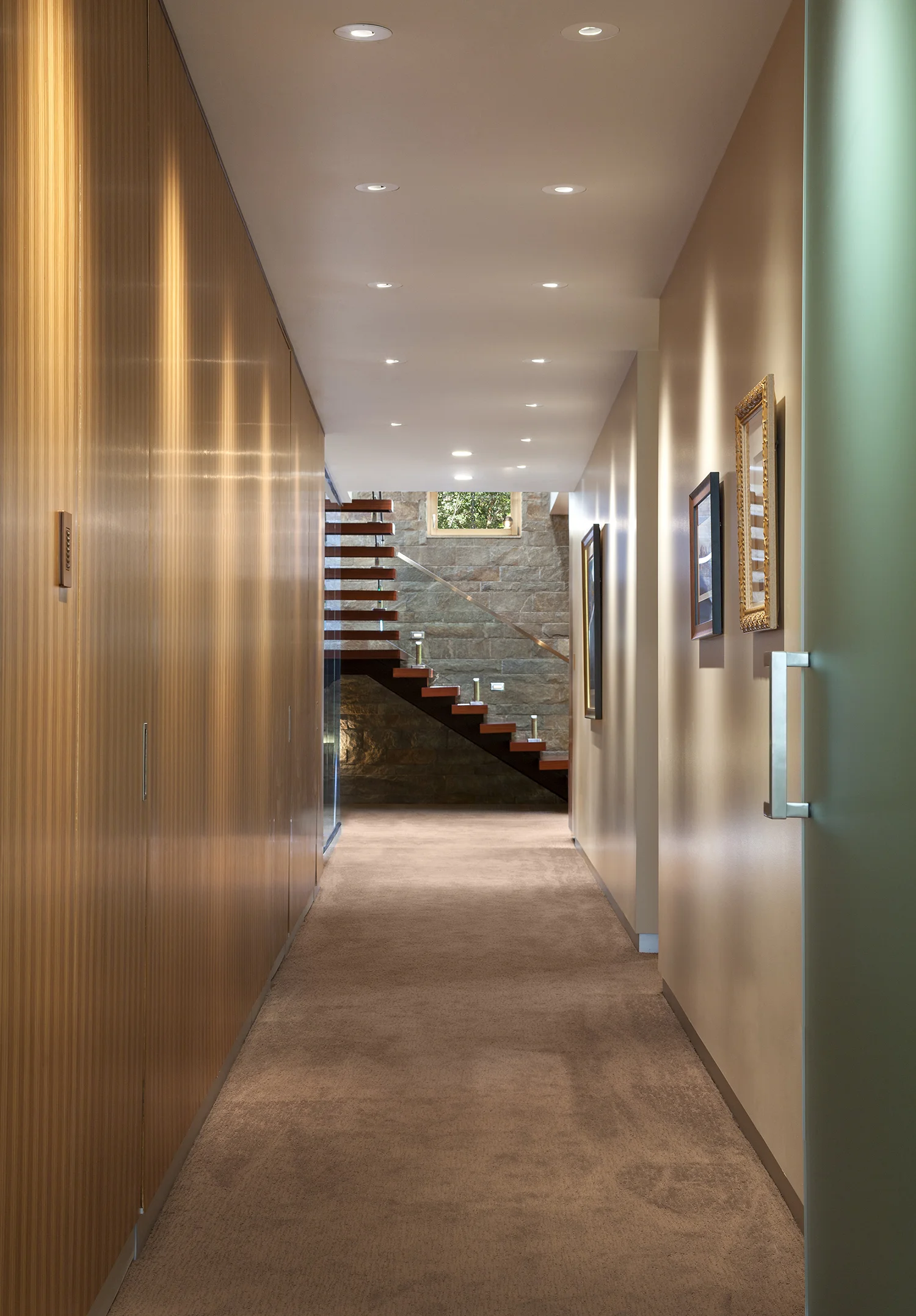 Interior_07.jpg