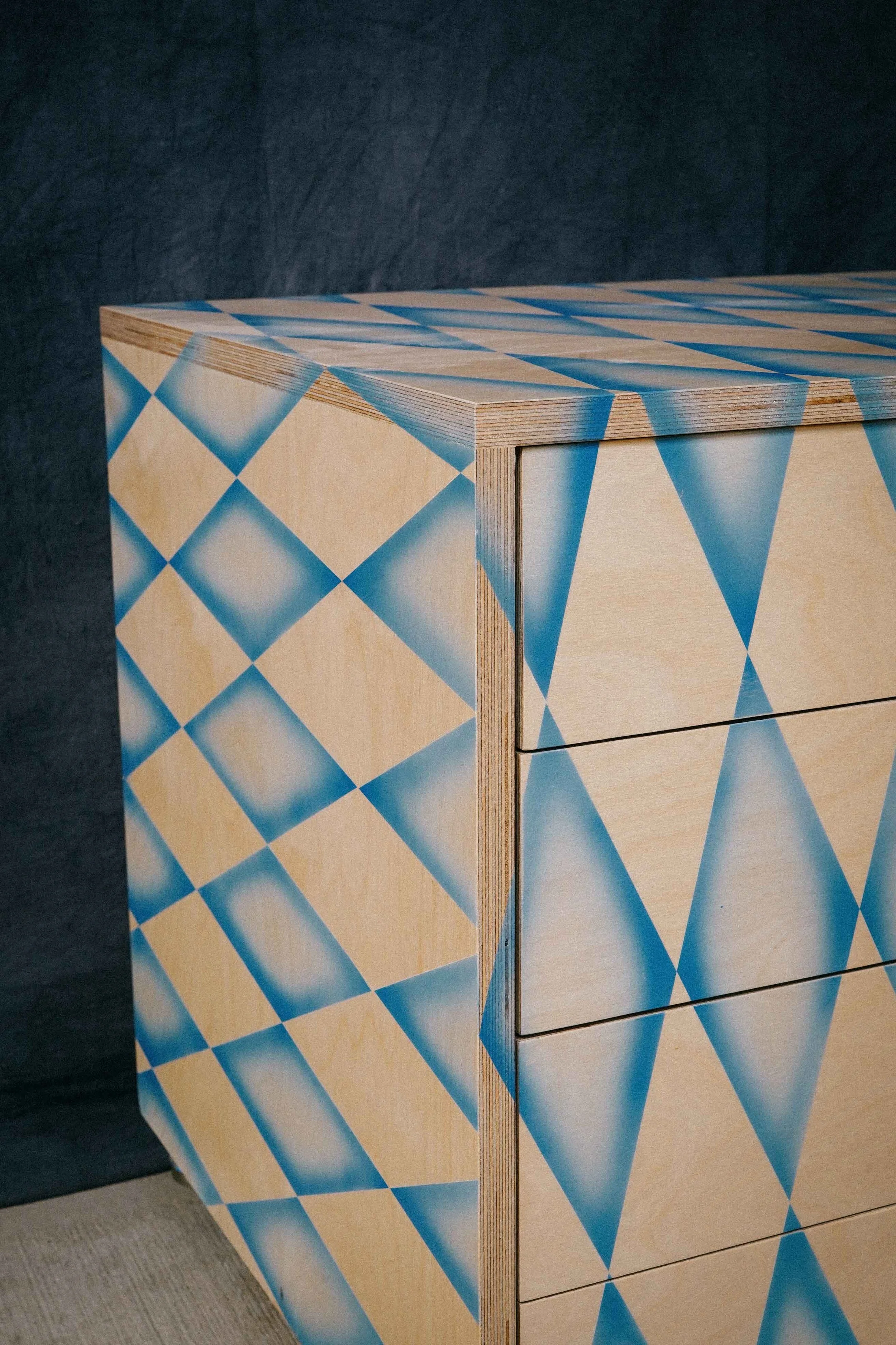 Diamond Drawer