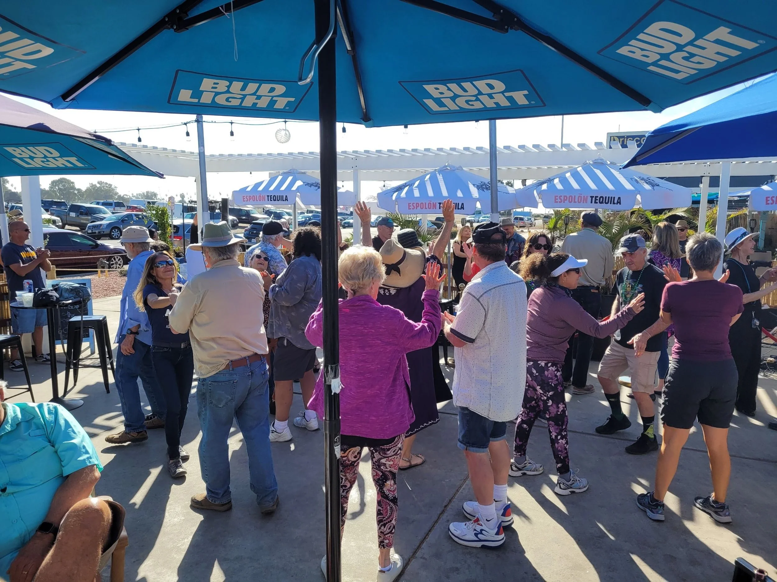 Aquarius Bar &amp; Grill