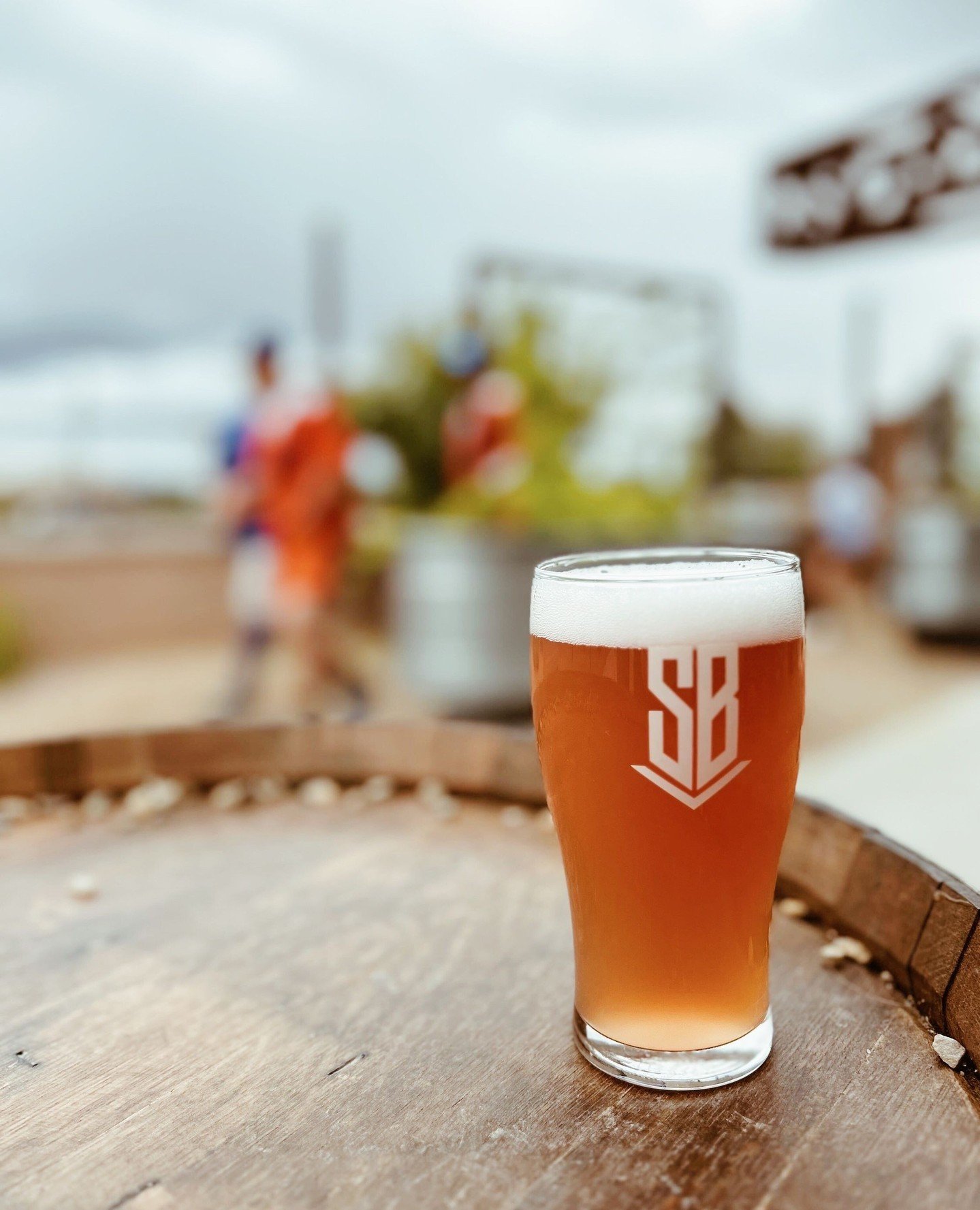 Comfortably Plum Saison...⁠
A #farmhouseale that's as pretty in the glass as it is on the palate. ⁠
⁠
⁠
#BuiltToBrew #NMcraftbeer #saison