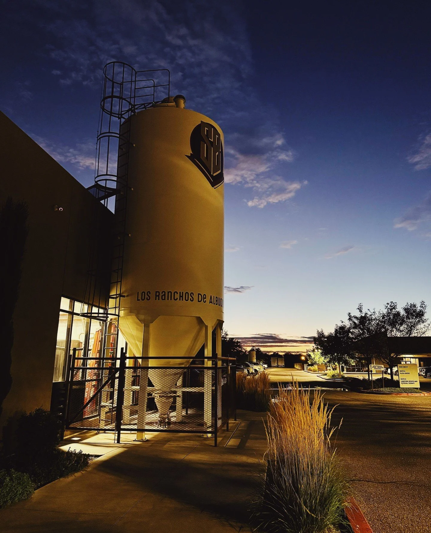 Goodnight, Los Ranchos. ⁠
⁠
We'll see you bright and early at Balloons &amp; Brews!⁠
⁠
⁠
#BuiltToBrew #NMcraftbeer