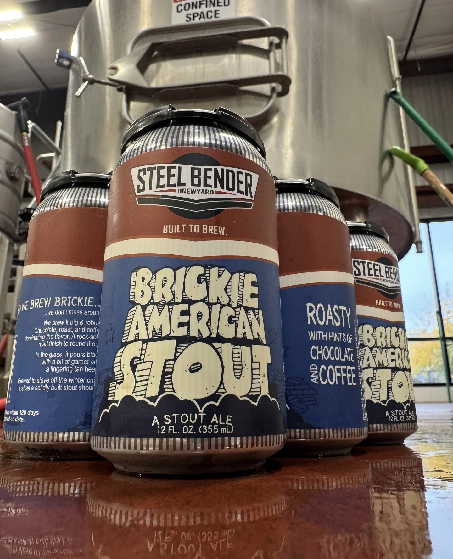 𝐈𝐭'𝐬 𝐚𝐛𝐨𝐮𝐭 𝐭𝐨 𝐠𝐞𝐭 𝐜𝐨𝐳𝐲 𝐚𝐫𝐨𝐮𝐧𝐝 𝐡𝐞𝐫𝐞....⁠
Brickie American Stout on tap and in cans Friday, November 21!⁠
⁠
Brewed with a collection of toasted, roasted, and crystal malts, and boasting aromas of chocolate and roast plus a su