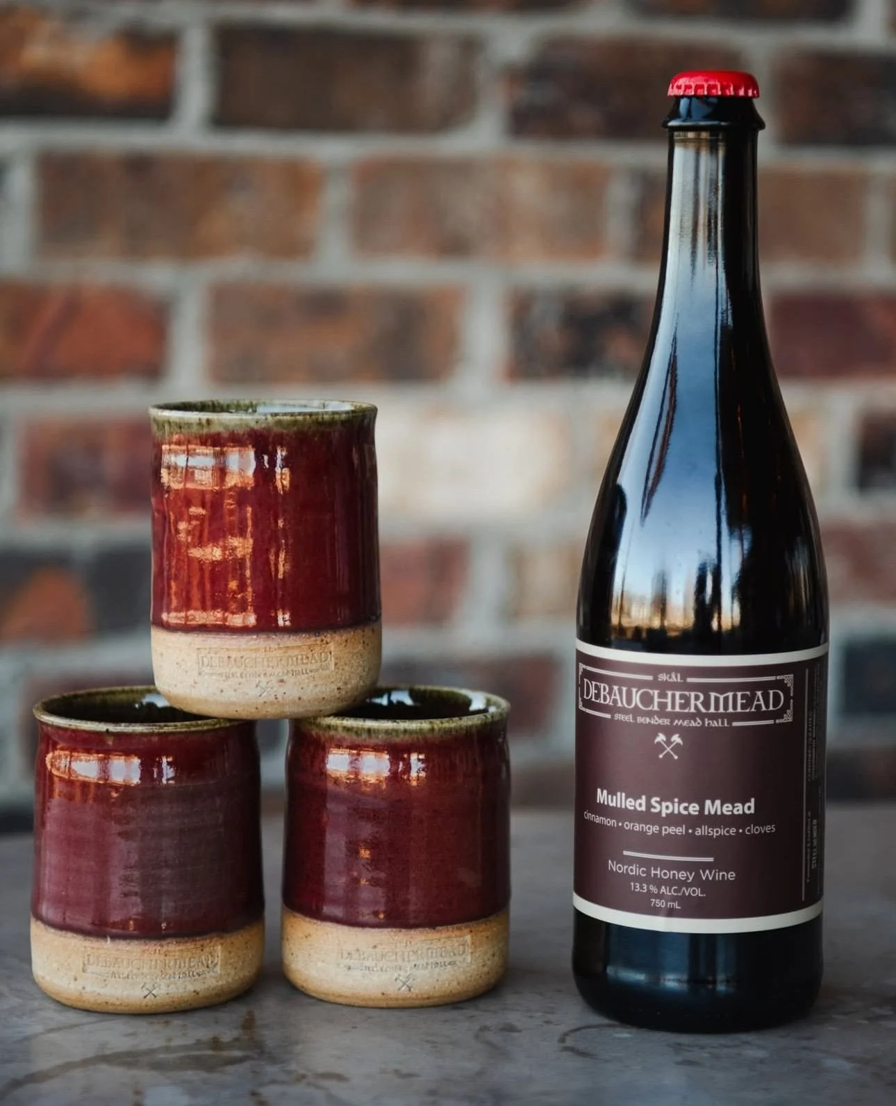 Something sweet &amp; spicy for that sweet &amp; spicy person on your holiday list! ⁠
⁠
𝐌𝐮𝐥𝐥𝐞𝐝 𝐒𝐩𝐢𝐜𝐞 DebaucherMead #honeywine infused with cinnamon, orange peel, allspice, and cloves. 750mL bottles now available to go! ⁠
⁠
Plus handmade tu