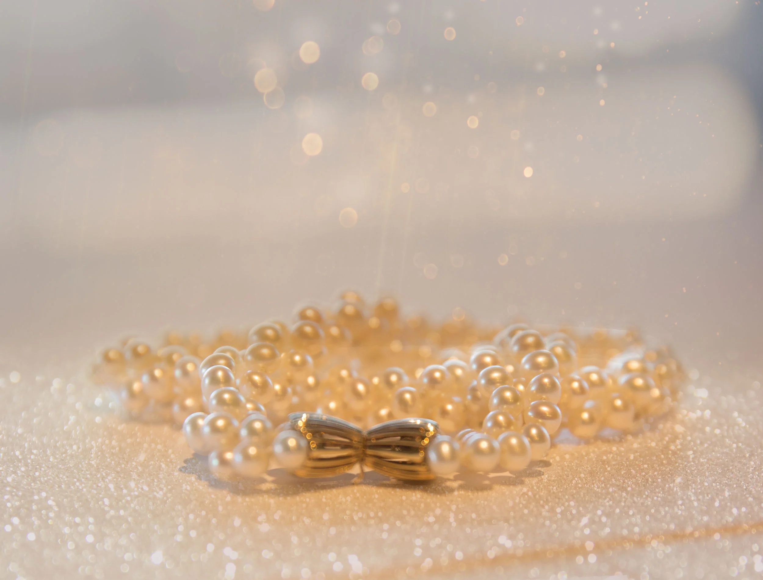 Banner-Necklace2.jpg