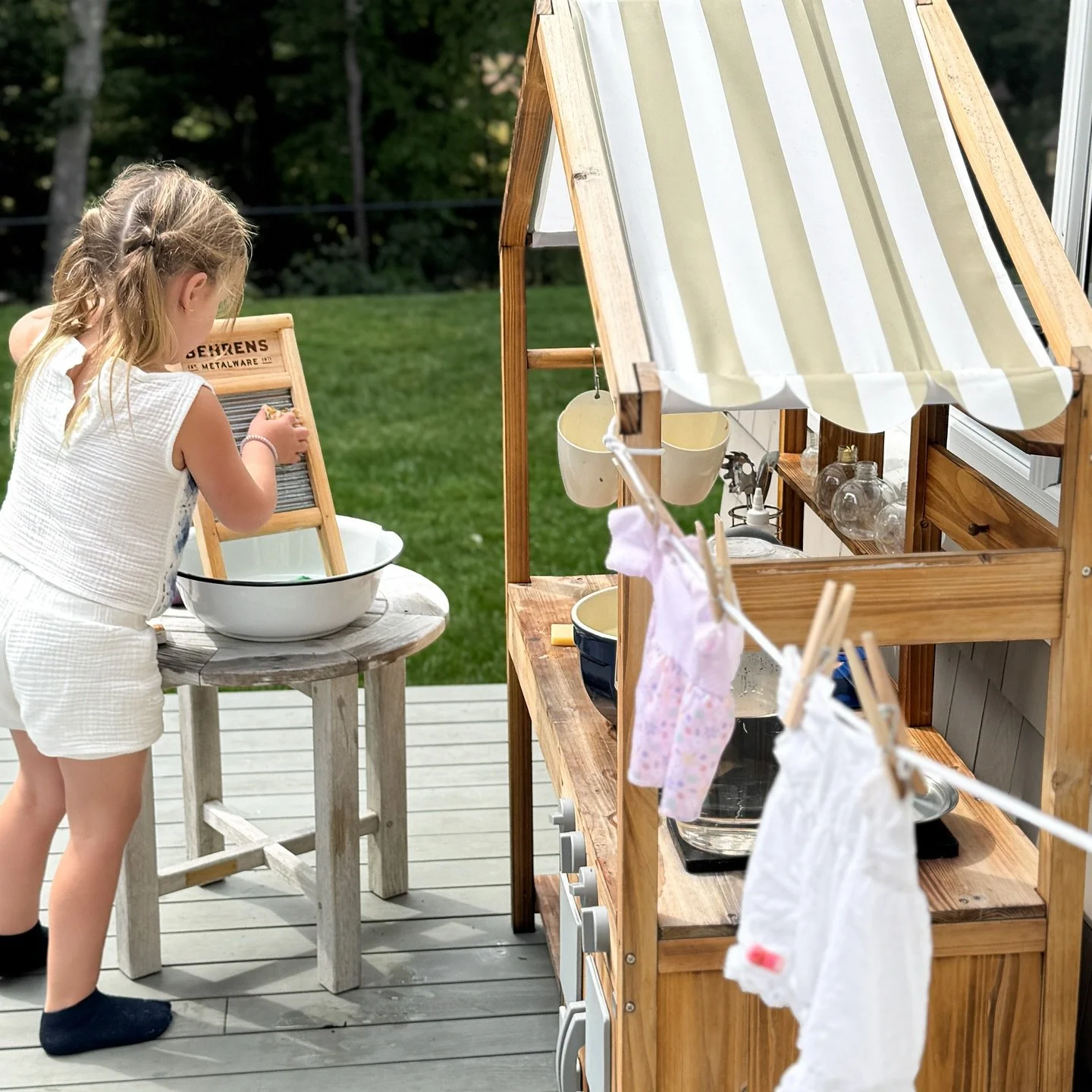 Potion kitchen turned into the laundry kitchen this month 🧺 wash board, soap and clothing line from @wondergarten_earlychildhood the basin I&rsquo;ve had forever but Amazon has pretty much the same one!
