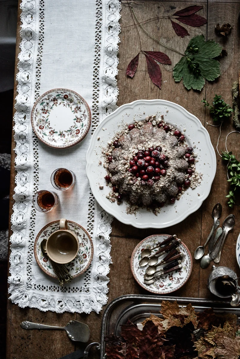 bundt cake red berries