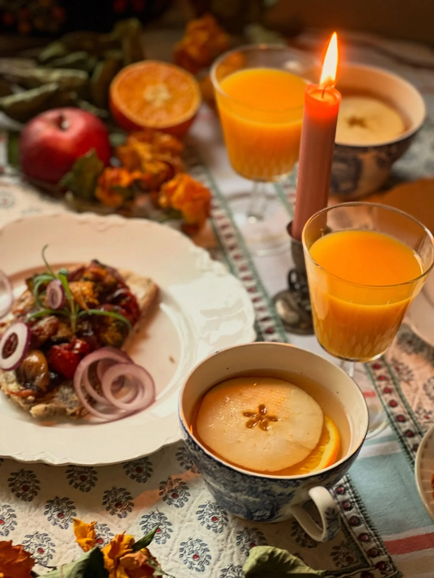 Preparing for the season ahead at Heimgar&hellip;

But no matter how busy the days get,
we always set the table.

Because this is where it begins.

#Heimgar #farmtotable #ScandinavianEscape #SlowLuxury #NordicTable