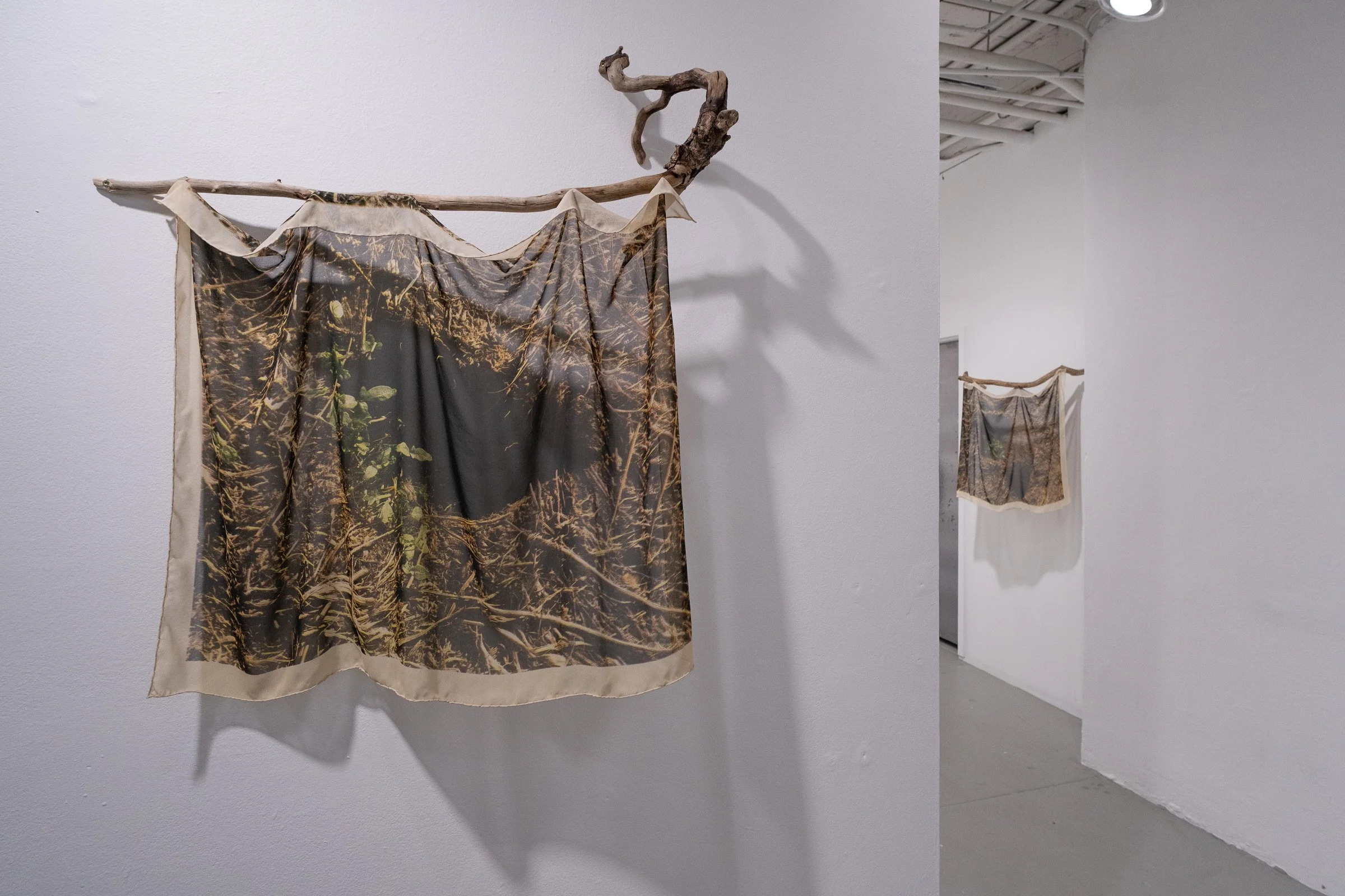 ANNA IALEGGIO-HOLE FOLDS-Chanel Matsunami Photo- Web Size-10.jpg