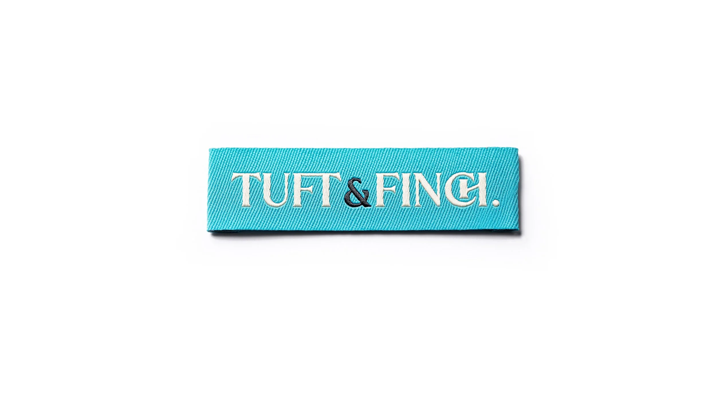Tuft&Finch_ThumbReveal.jpg