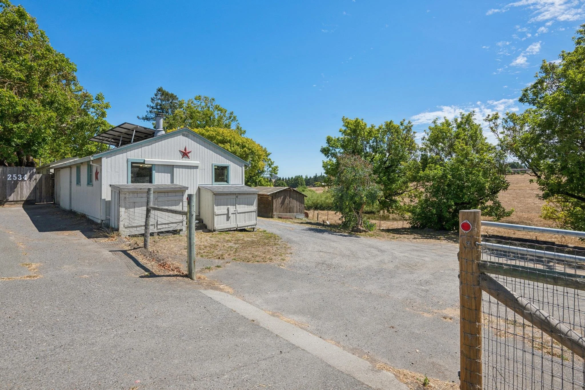 012-2534-stony-point-road.92524.p3k.001.jpg