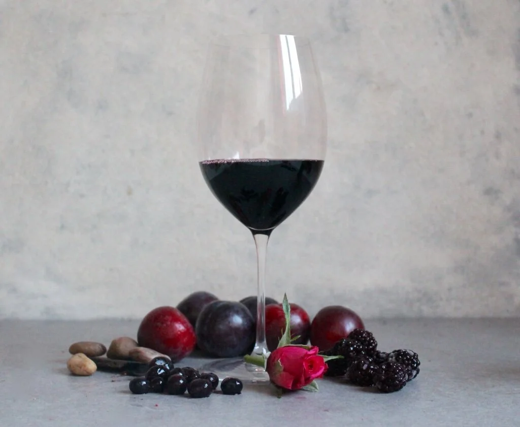 Key Flavours; Plum, Blackcurrant, Blackberries, Rose, Wet Stones.