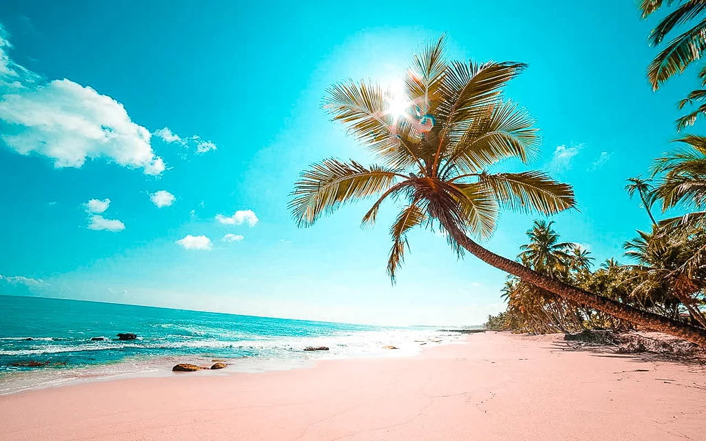 amazing low budget beach destinations.jpg