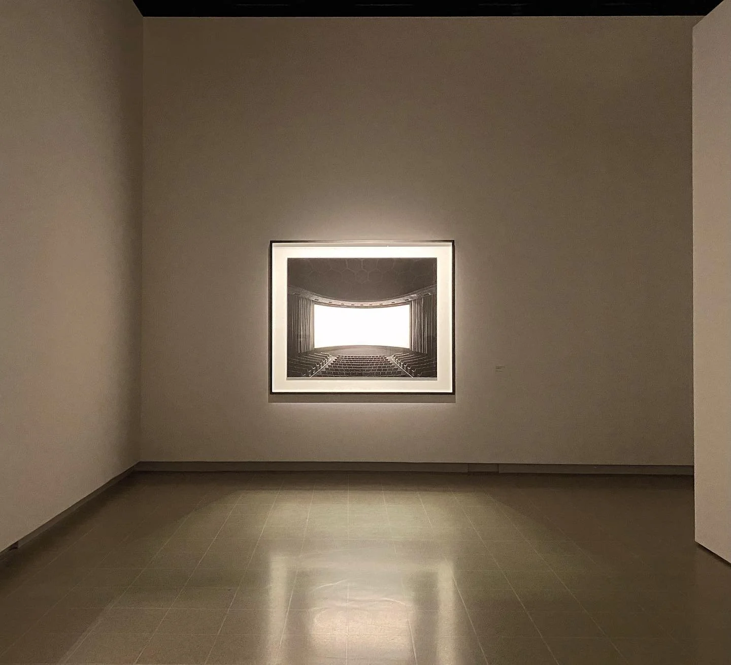 https://www.southbankcentre.co.uk/whats-on/art-exhibitions/hiroshi-sugimoto