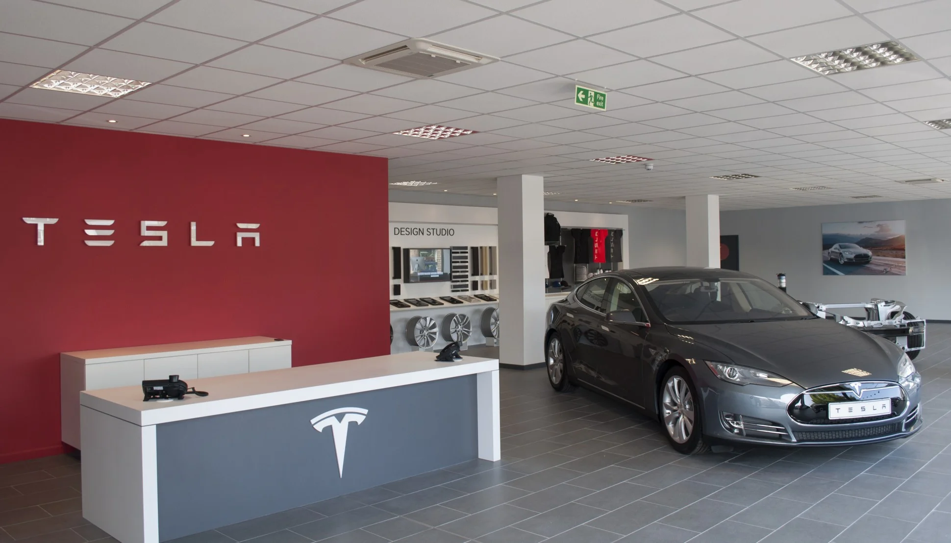Tesla Showroom