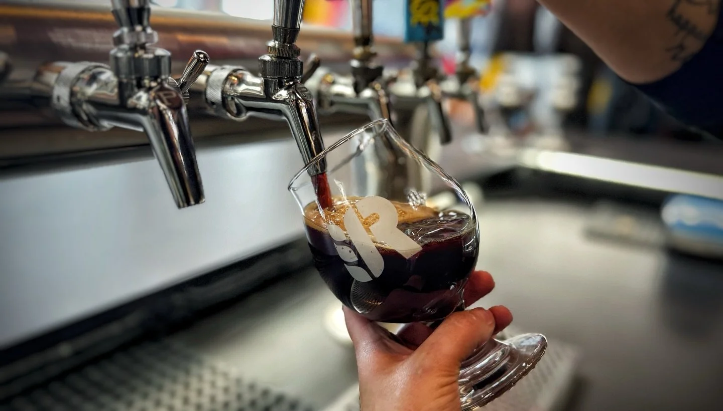 ☘️ A STOUT WORTH CELEBRATING ☘️

With its release just over a month ago, Midnight Breakfast Oatmeal Stout has already been getting a lot of love. From the incredible feedback we heard at the Edmonton Craft Beer Festival to the many guests enjoying it