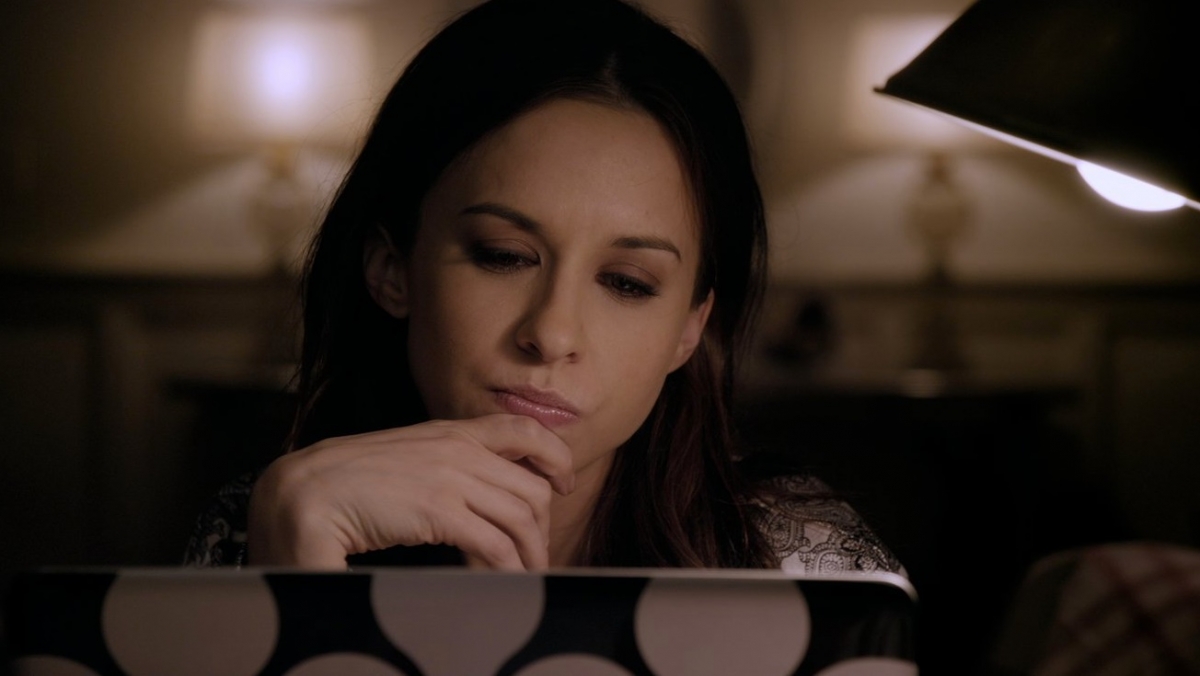 This scene is not as exciting as this still makes it look