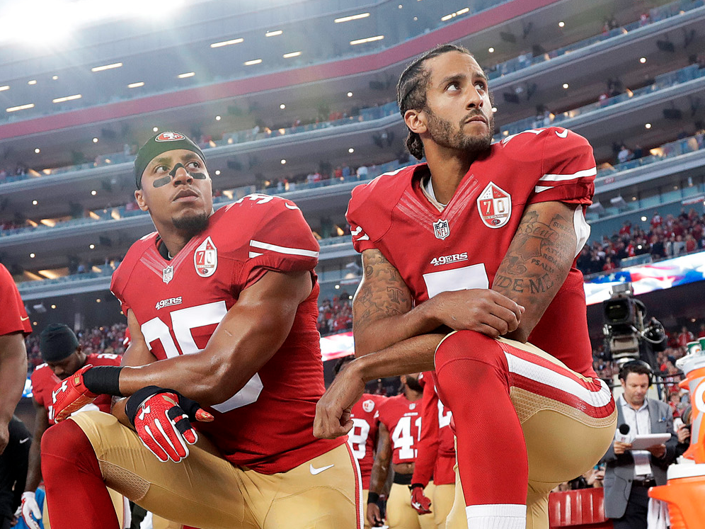 spike-lee-is-supporting-a-rally-in-support-of-colin-kaepernick-at-nfl-headquarters-in-new-york.png