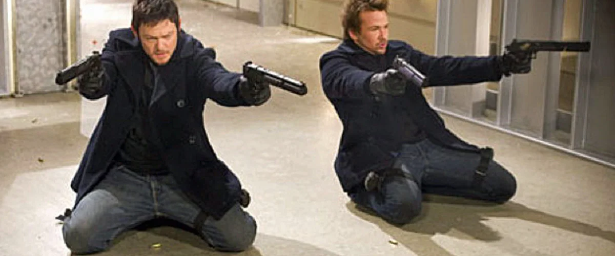 Have you ever seen anything as mind-blowingly awesome as white guys shooting guns at people? You have not! 